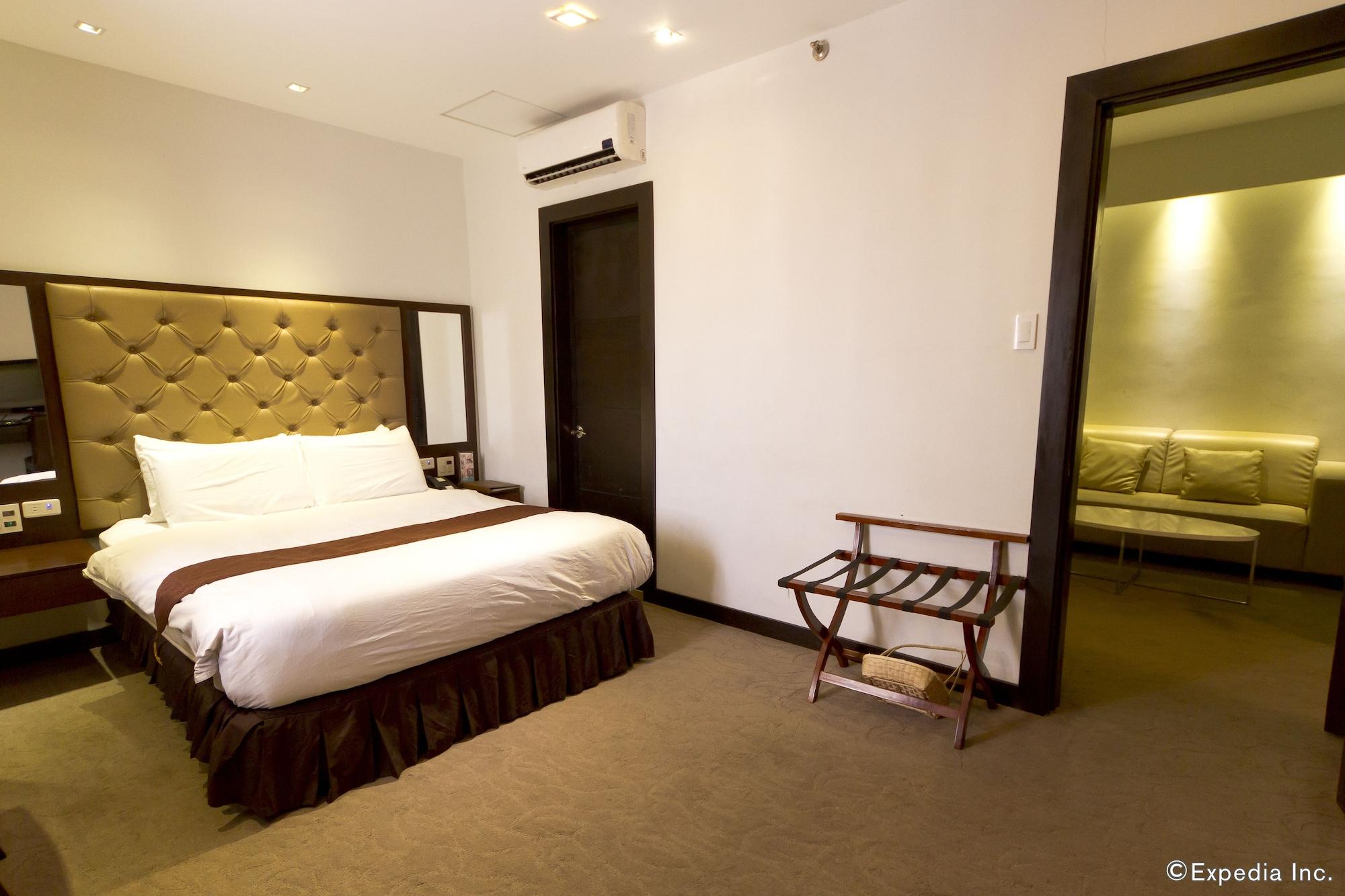 Castle Peak Hotel Cebu Kültér fotó