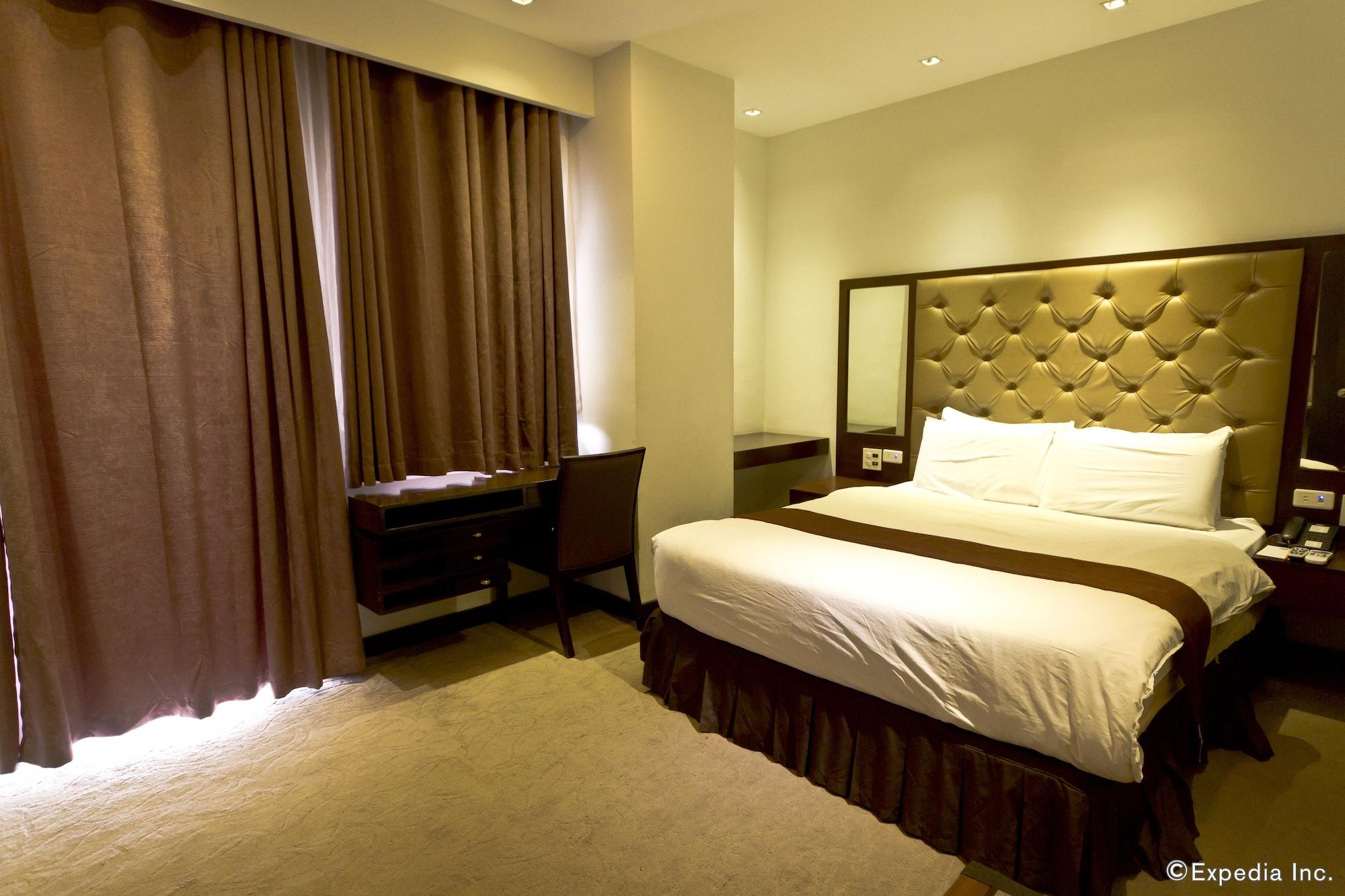 Castle Peak Hotel Cebu Kültér fotó